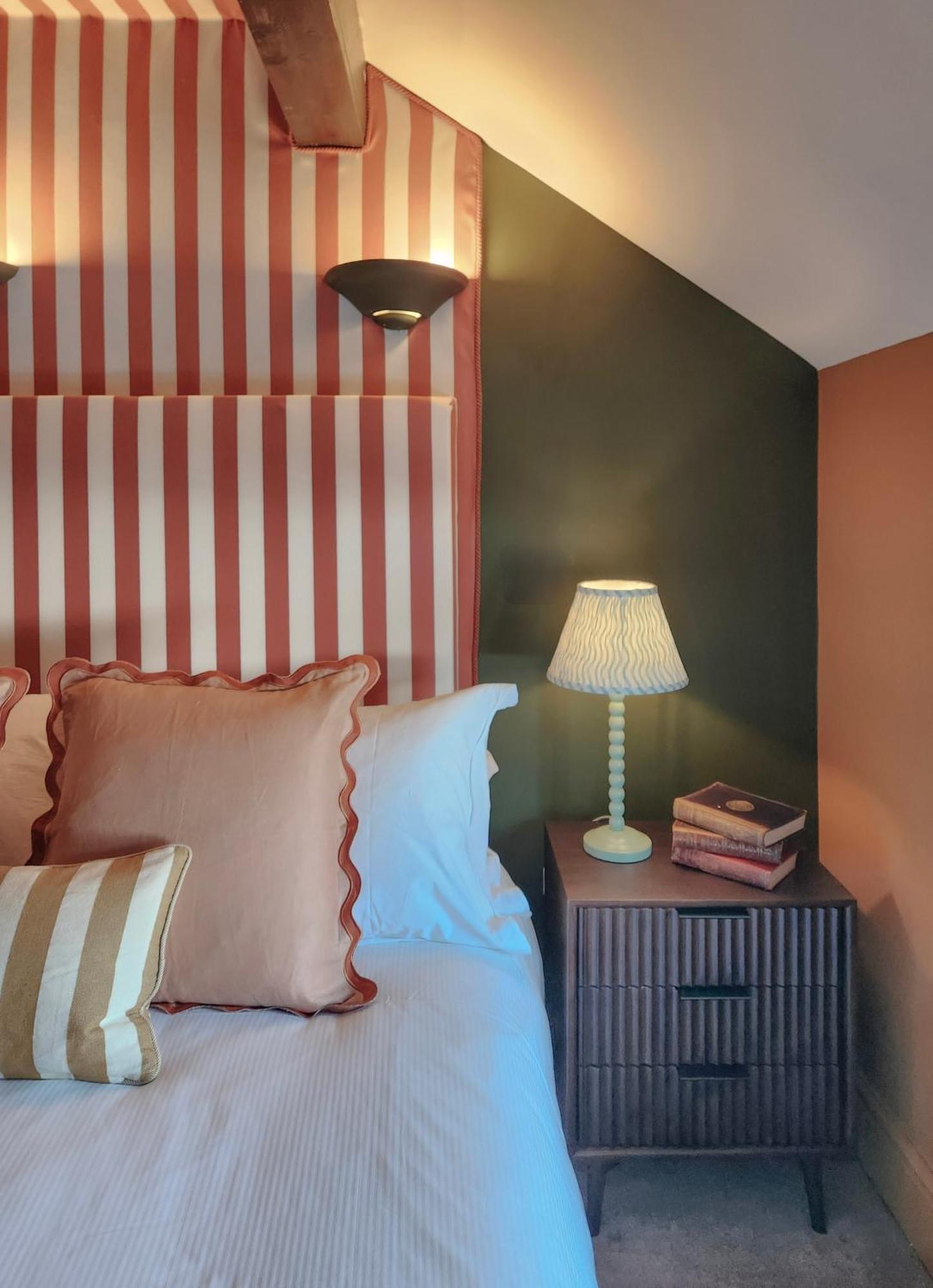 The Hare & Hounds Inn Bowland Bridge Εξωτερικό φωτογραφία